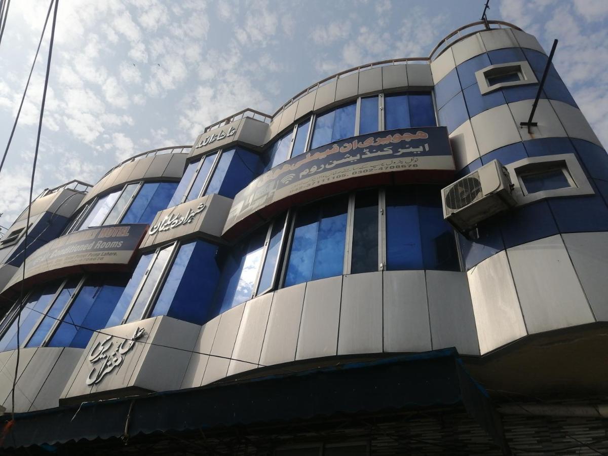 Hajveryinn_Hotel Lahore Exterior foto
